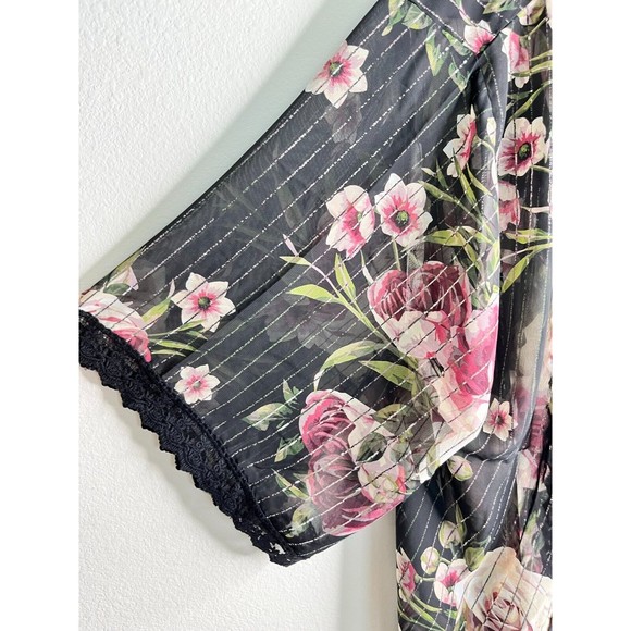 NWT LuLaRoe M Floral Sheer Cover Up Lace Crochet Kimono Midi Open Front Oversize - Picture 5 of 13